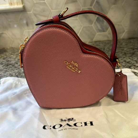 Coach Handbags - Coach color block heart crossbody 💗❤️💗